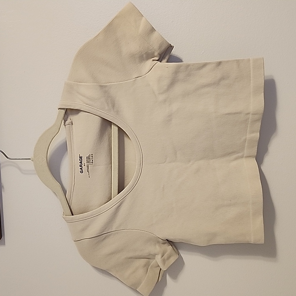 Cream cropped t shirt